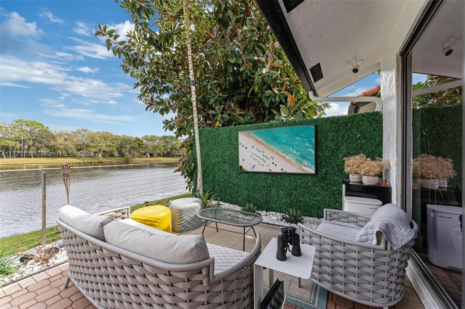 VILLA STEL - Residential Lease