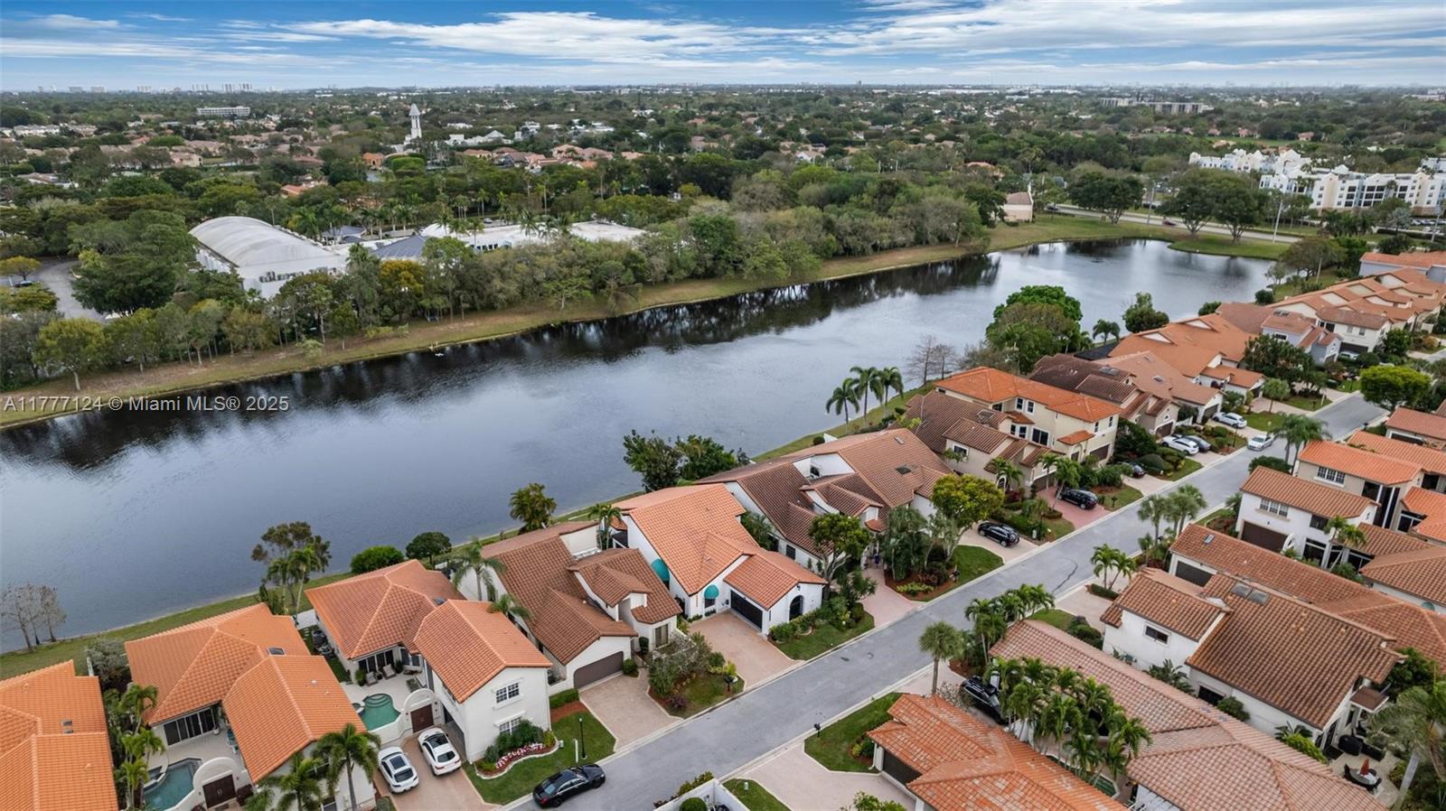 VILLA STEL - Residential Lease
