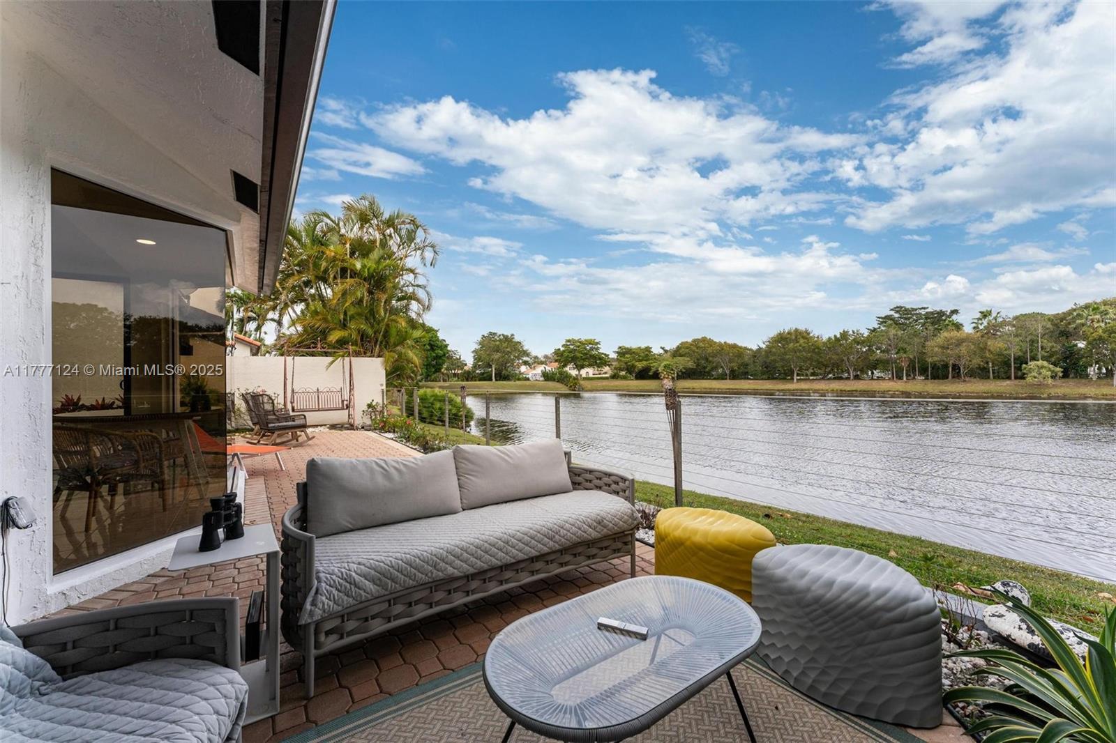 VILLA STEL - Residential Lease