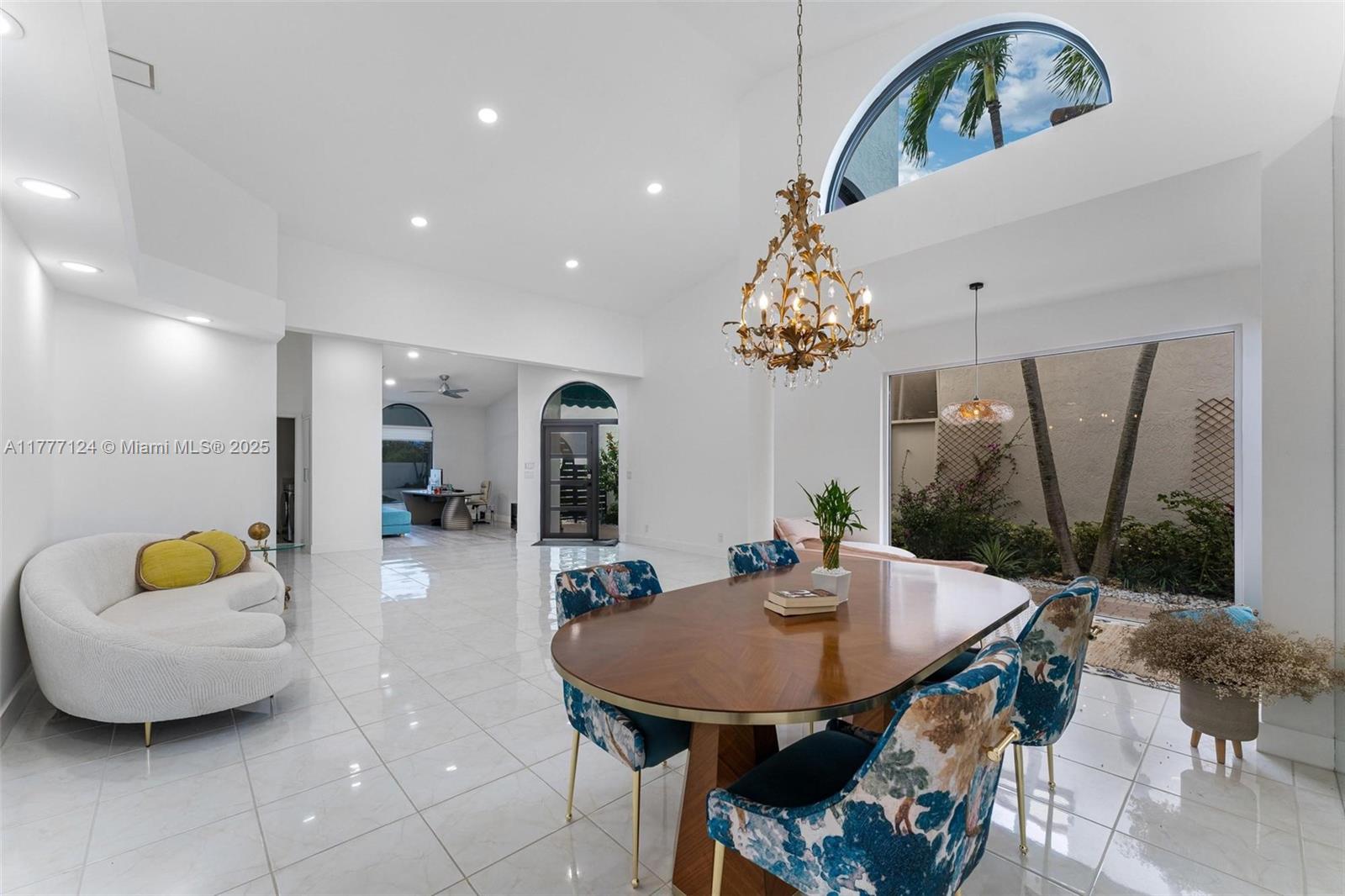VILLA STEL - Residential Lease