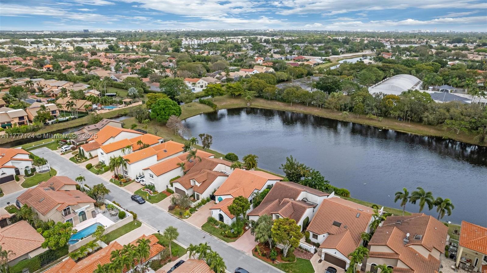 VILLA STEL - Residential Lease