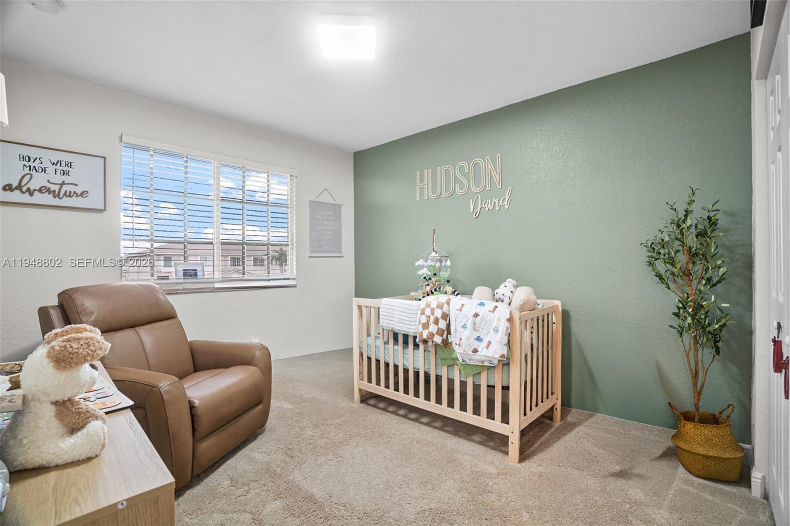 LYONS INDUSTRIAL PARK - Residential