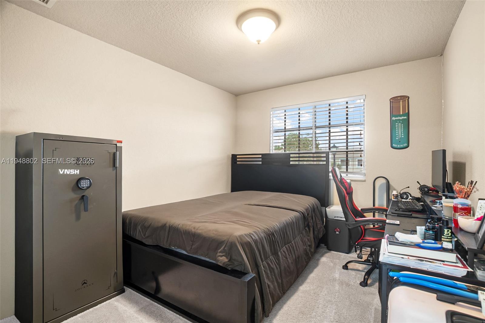 LYONS INDUSTRIAL PARK - Residential