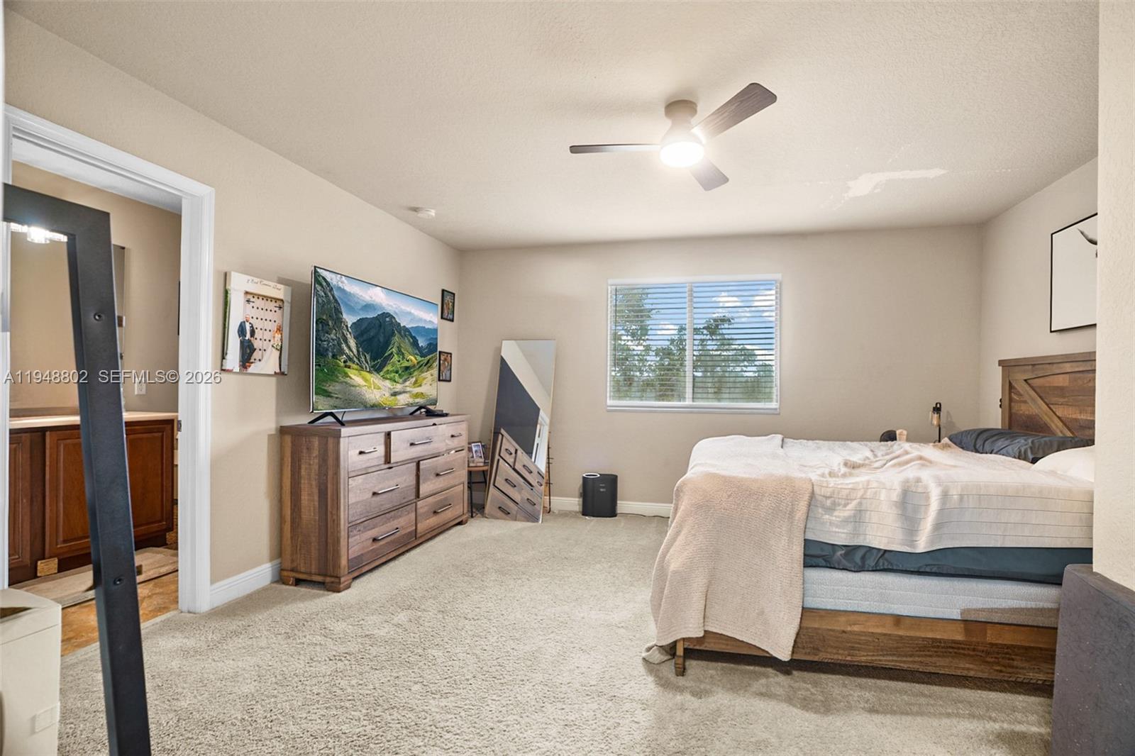 LYONS INDUSTRIAL PARK - Residential