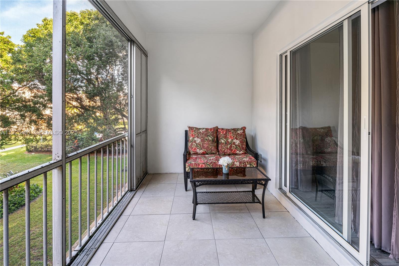 PLANTATION TERRACE CONDO - Residential