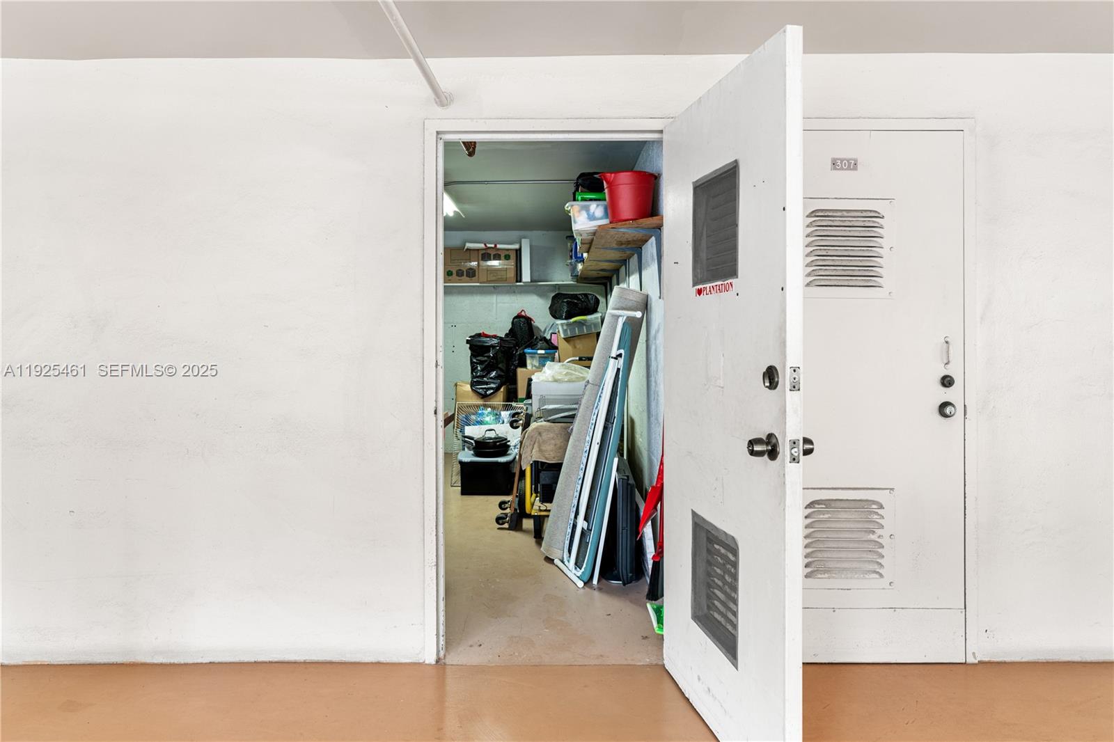 PLANTATION TERRACE CONDO - Residential