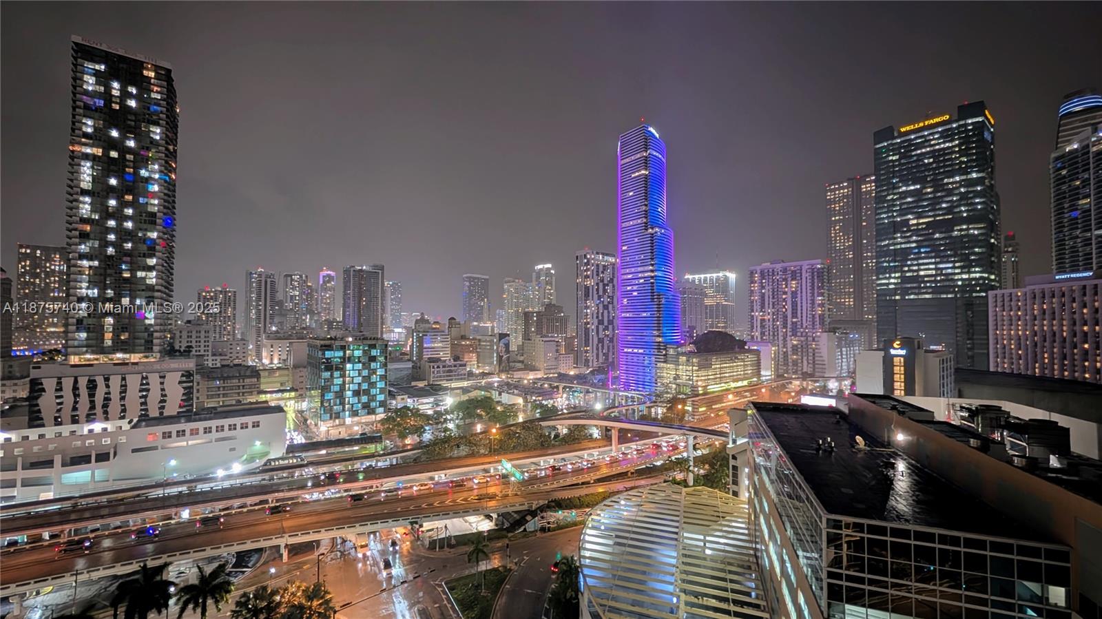 WIND CONDO - Residential Lease