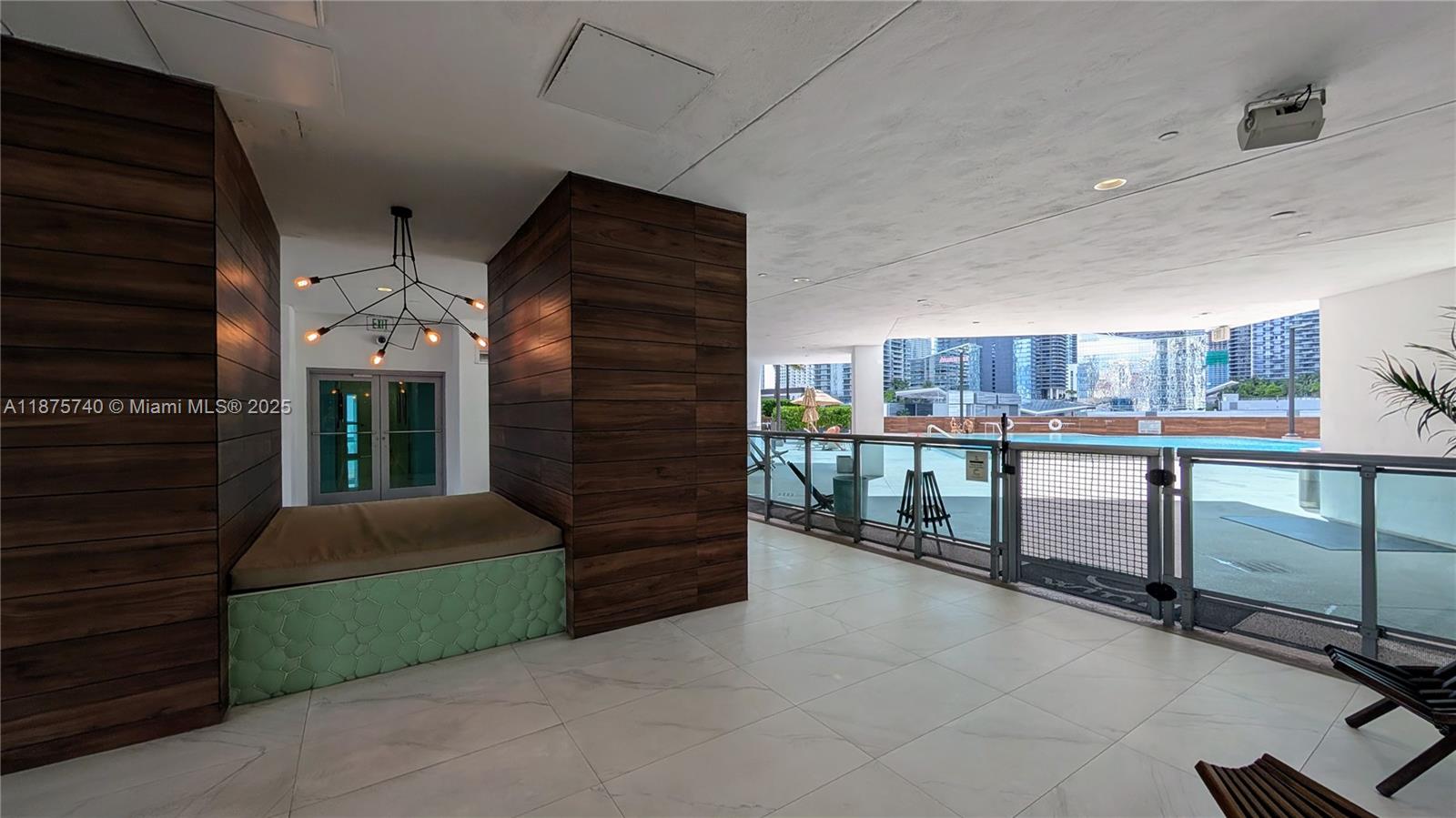 WIND CONDO - Residential Lease