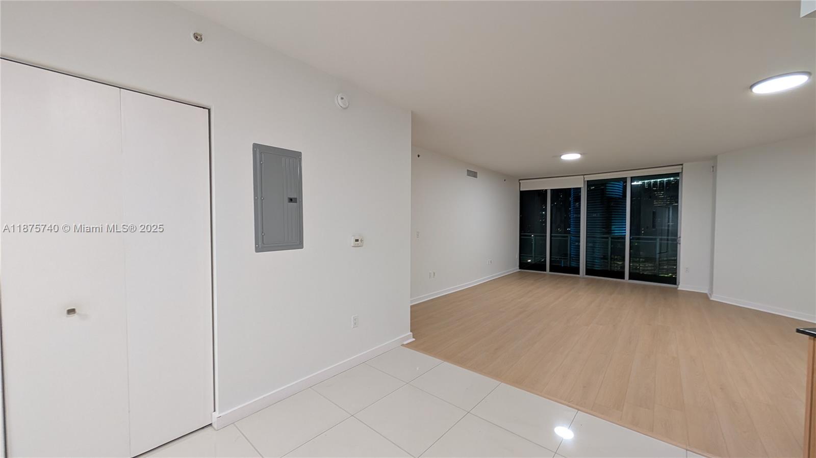 WIND CONDO - Residential Lease