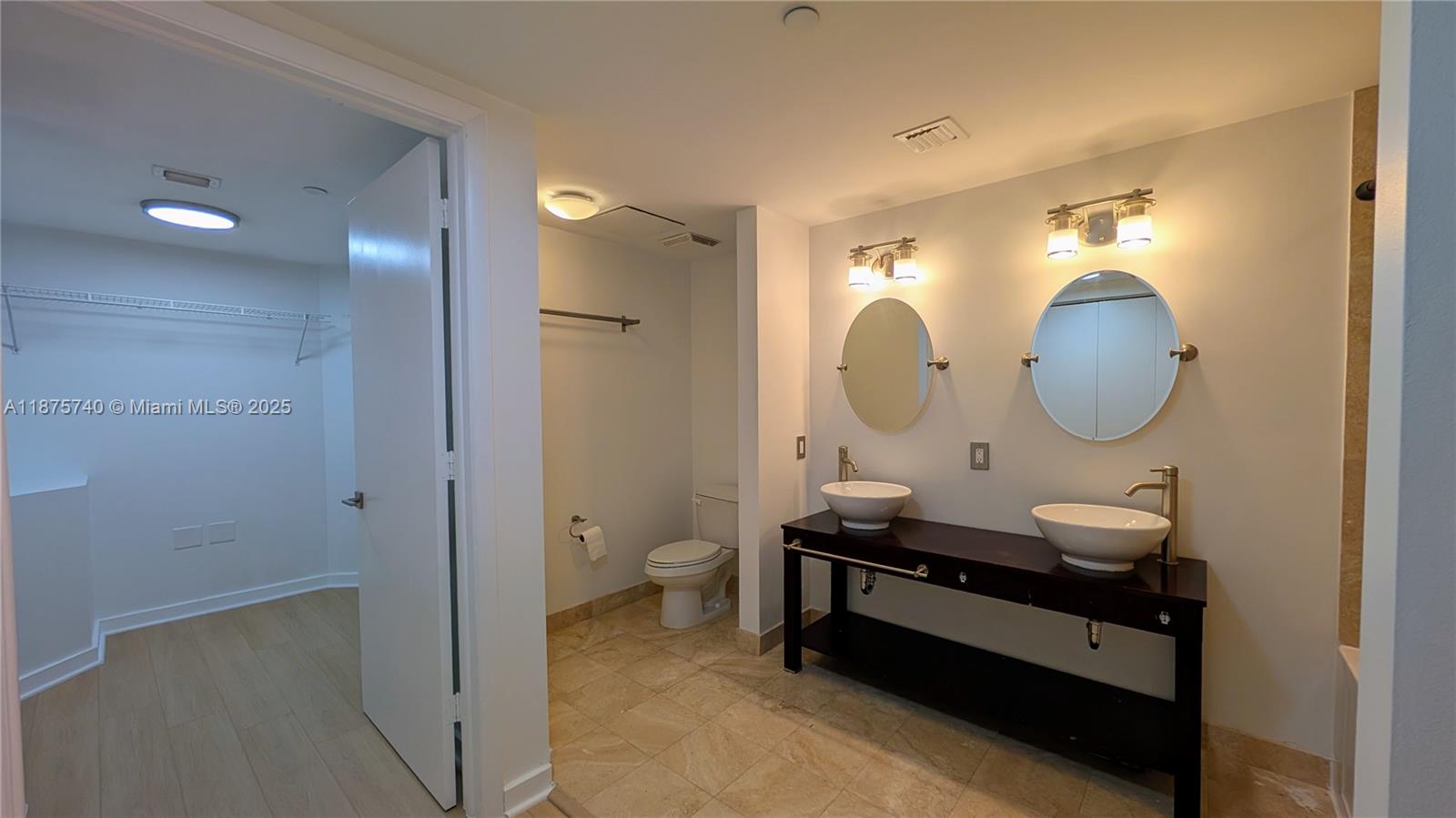 WIND CONDO - Residential Lease