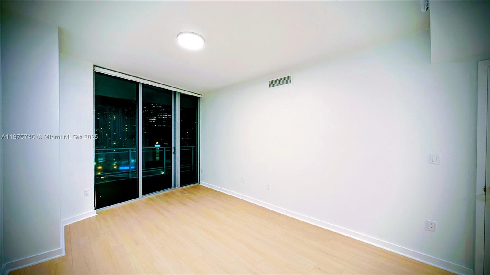 WIND CONDO - Residential Lease