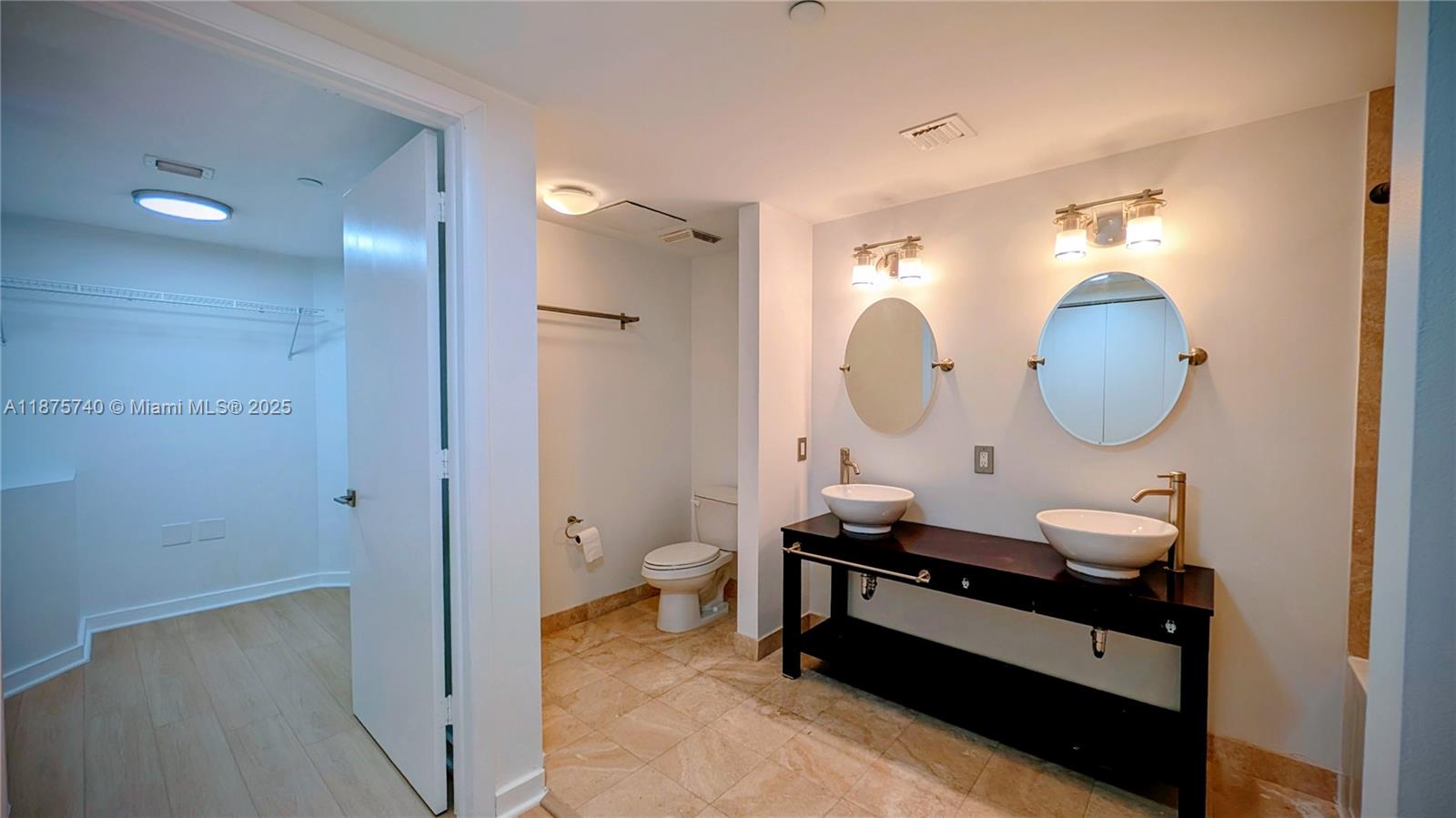 WIND CONDO - Residential Lease