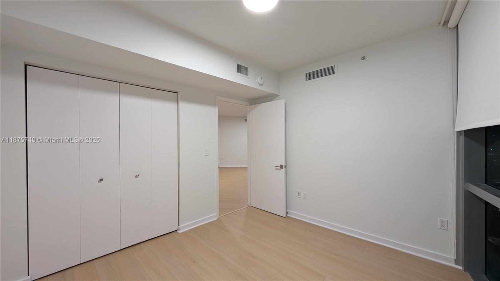 WIND CONDO - Residential Lease