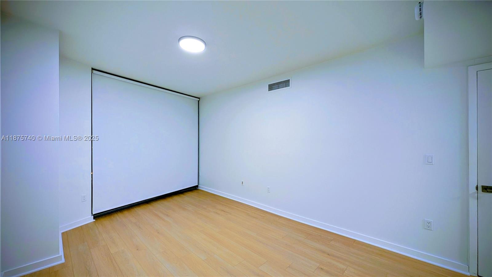 WIND CONDO - Residential Lease