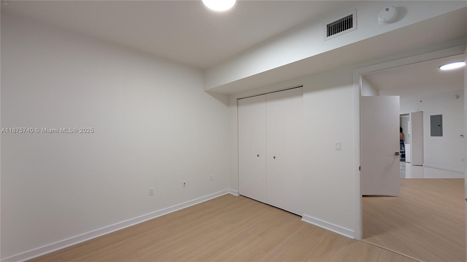 WIND CONDO - Residential Lease