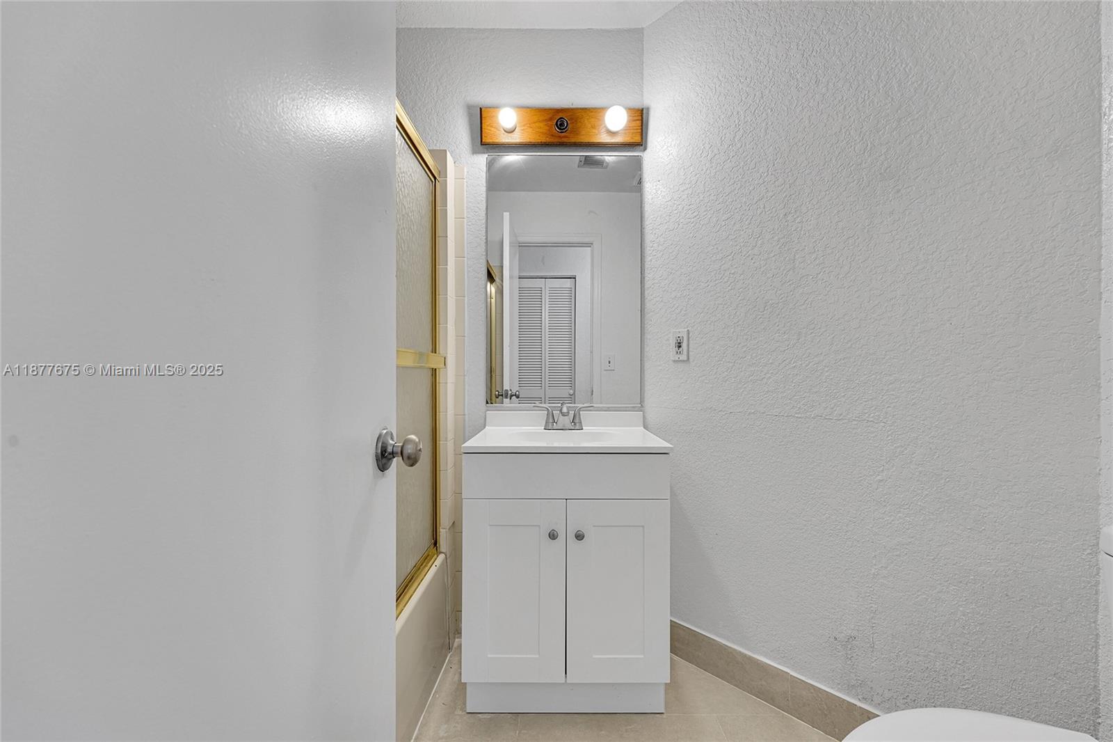 CARDINAL PLACE CONDO - Residential