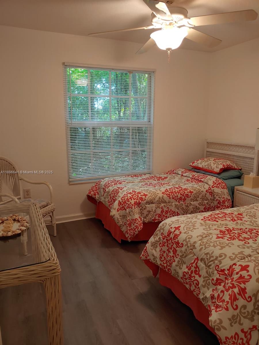 THE RESIDENCE - Residential