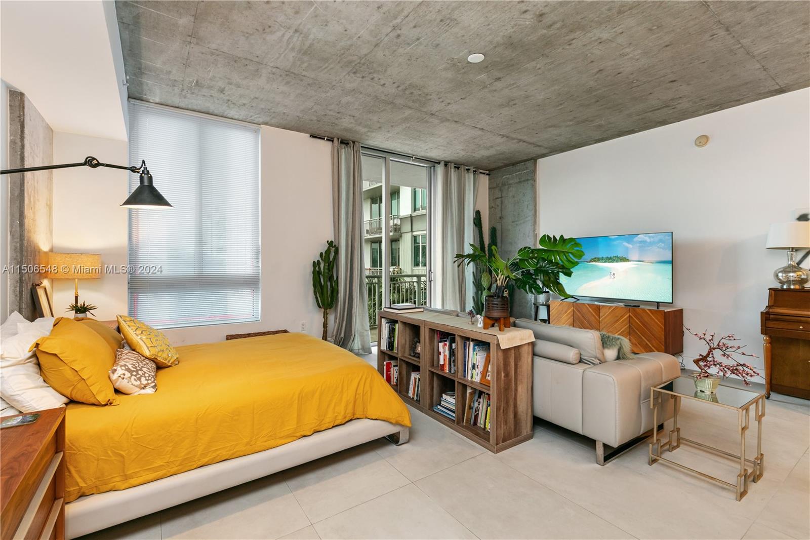 EDGE CONDO - Residential
