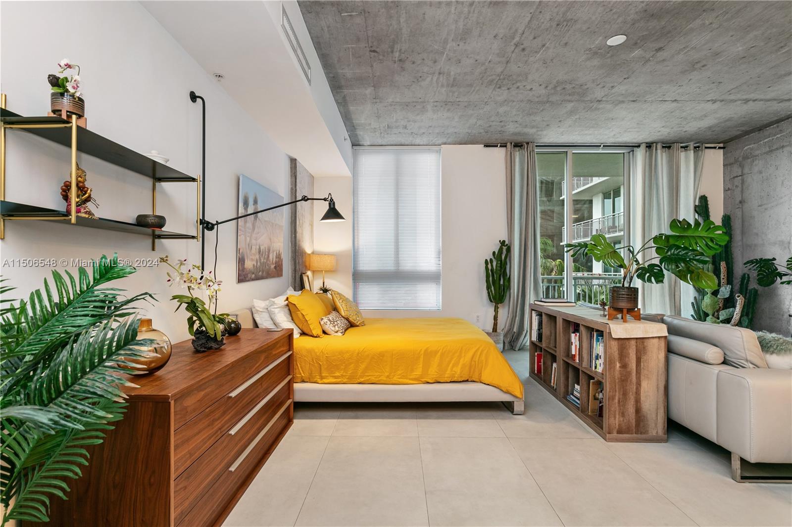 EDGE CONDO - Residential
