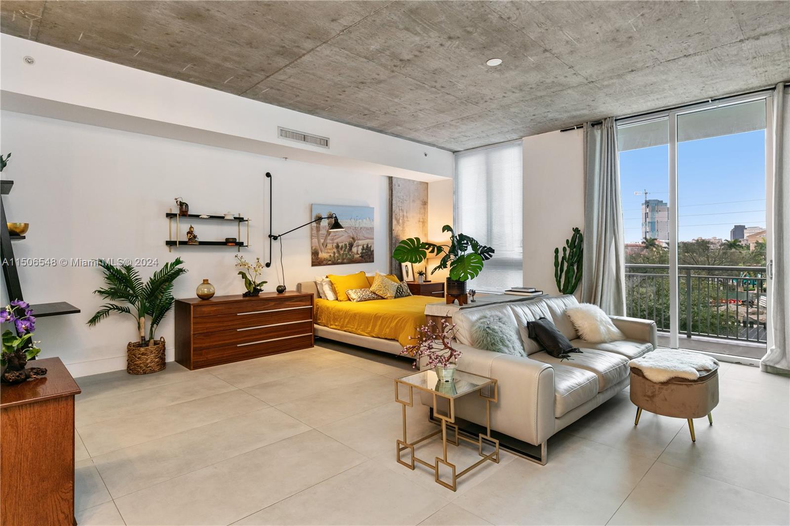 EDGE CONDO - Residential