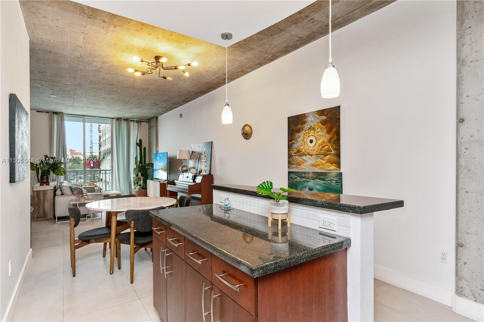 EDGE CONDO - Residential