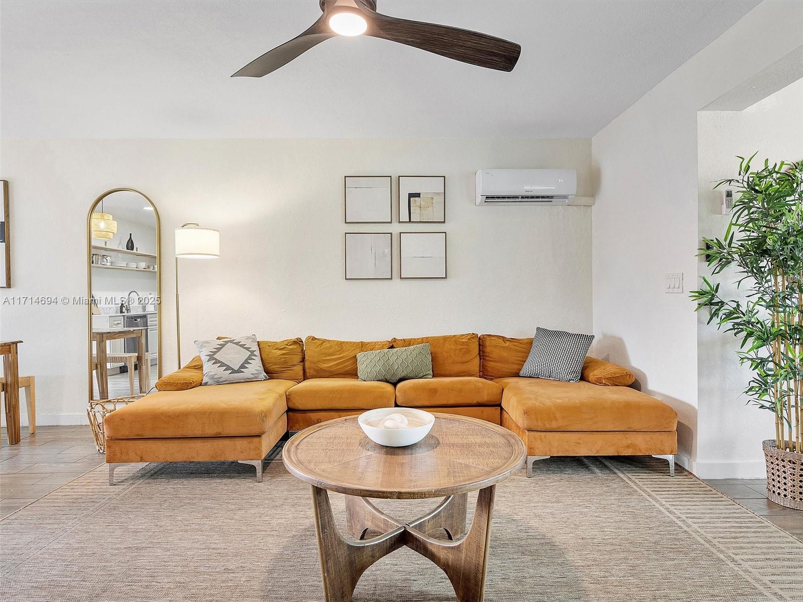 LAUDERDALE - Residential Income