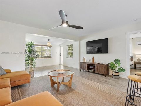 300 SW 23rd St Fort Lauderdale FL 33315