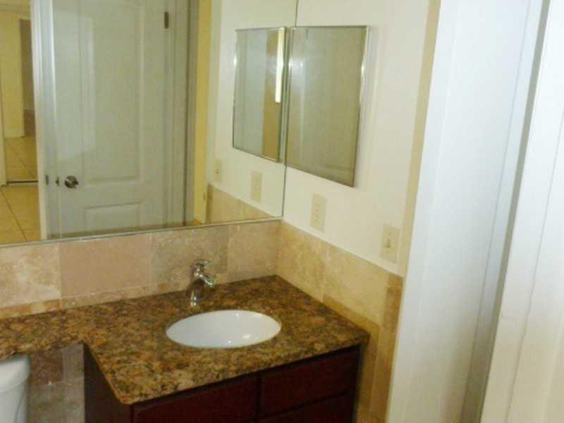 PROGRESSO 2-18 D - Residential Lease