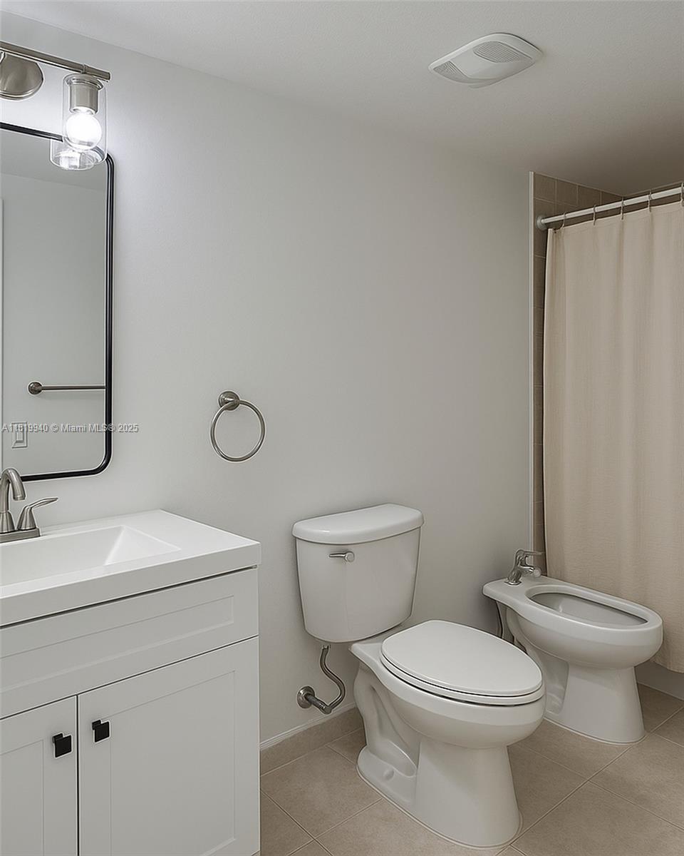 KEYSTONE PARK CONDO - Residential