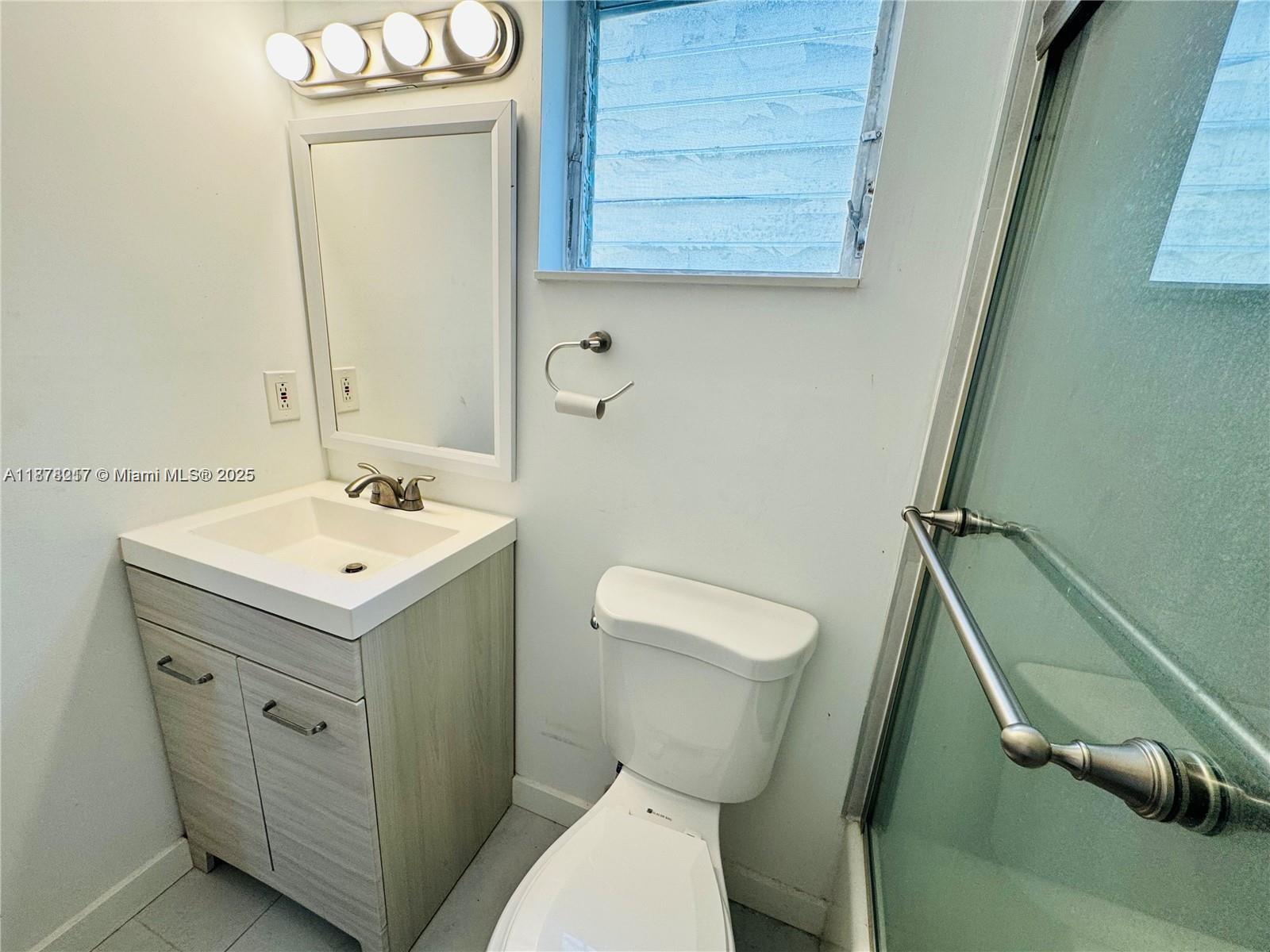 CLEVE APTS CONDO - Residential