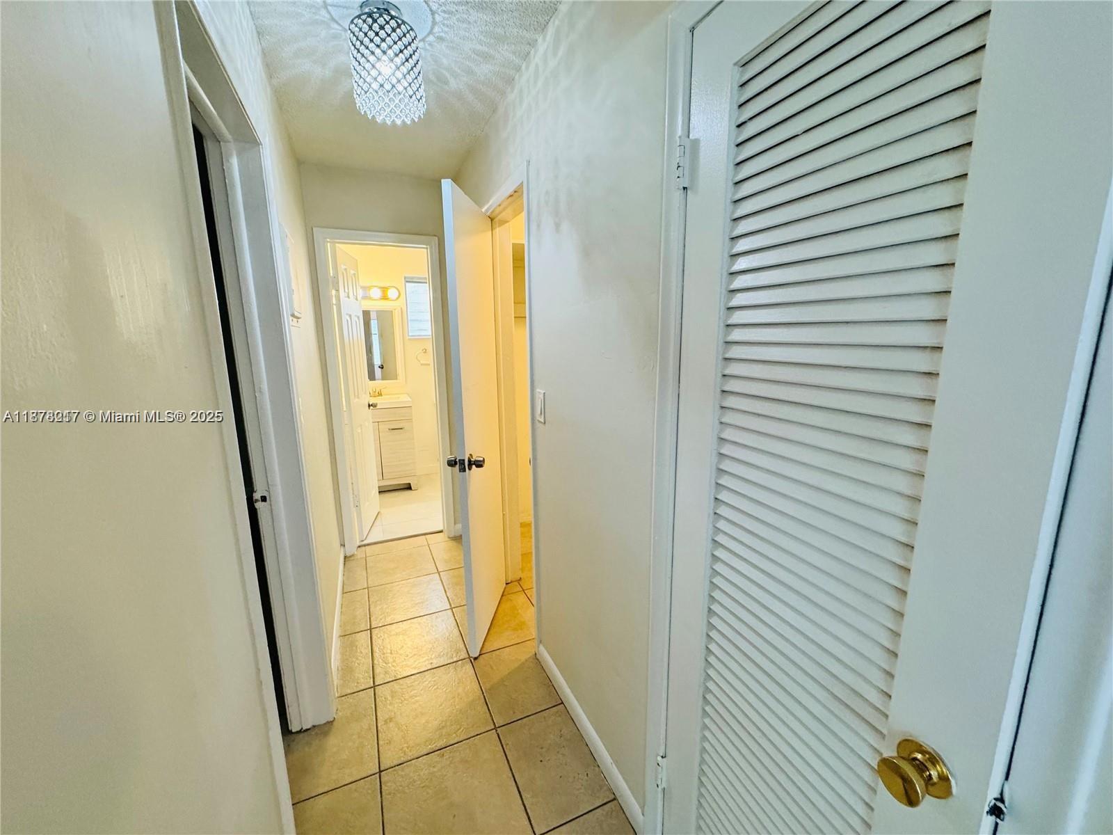 CLEVE APTS CONDO - Residential