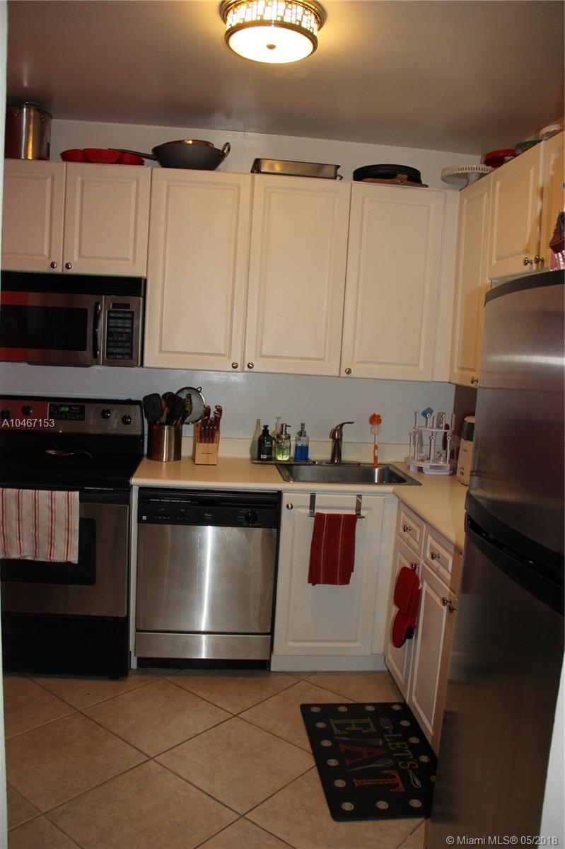 ISLAND PLACE AT NORTH BAY - Residential Lease