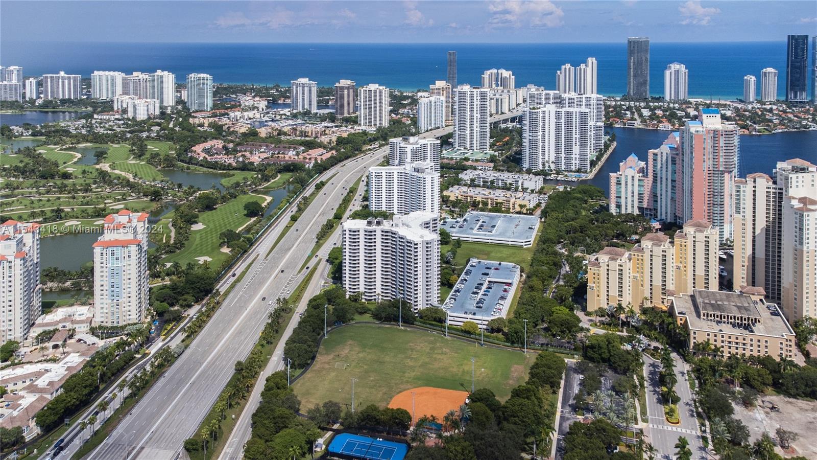 PARC CENTRAL AVENTURA SOU - Residential