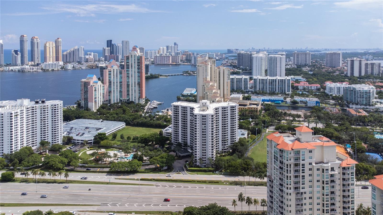 PARC CENTRAL AVENTURA SOU - Residential