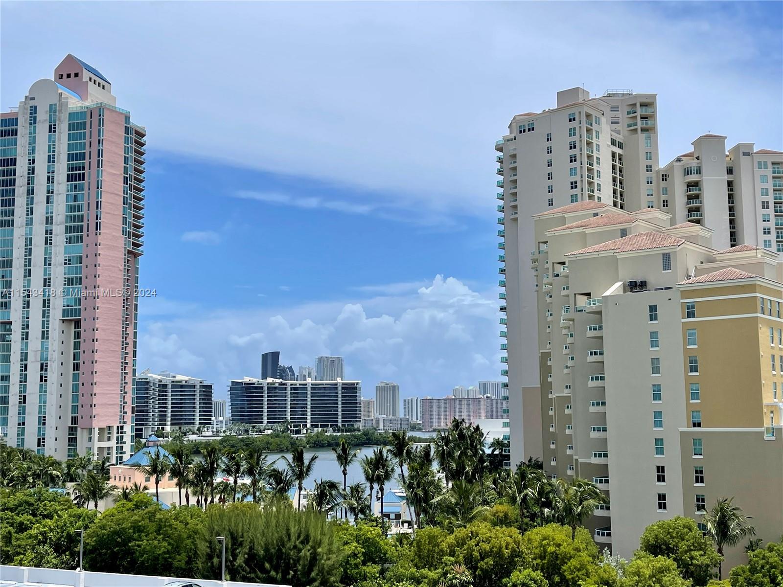 PARC CENTRAL AVENTURA SOU - Residential