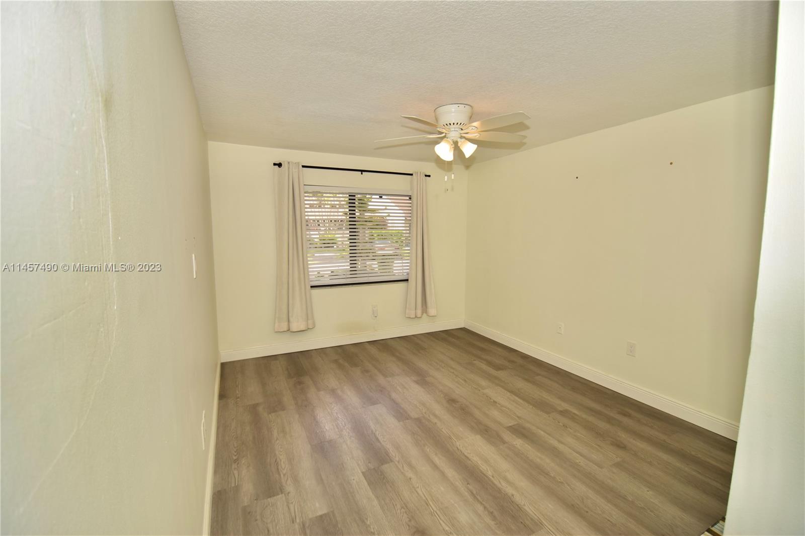 EVERGLADES SUGAR & LAND C - Residential Lease