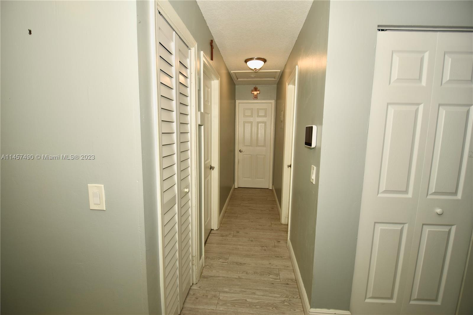 EVERGLADES SUGAR & LAND C - Residential Lease