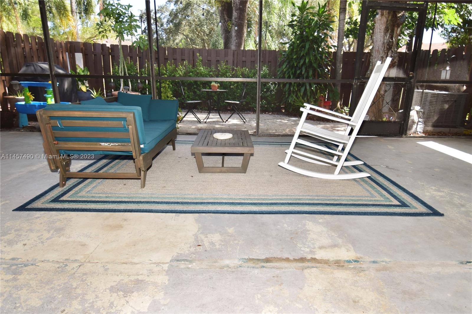 EVERGLADES SUGAR & LAND C - Residential Lease