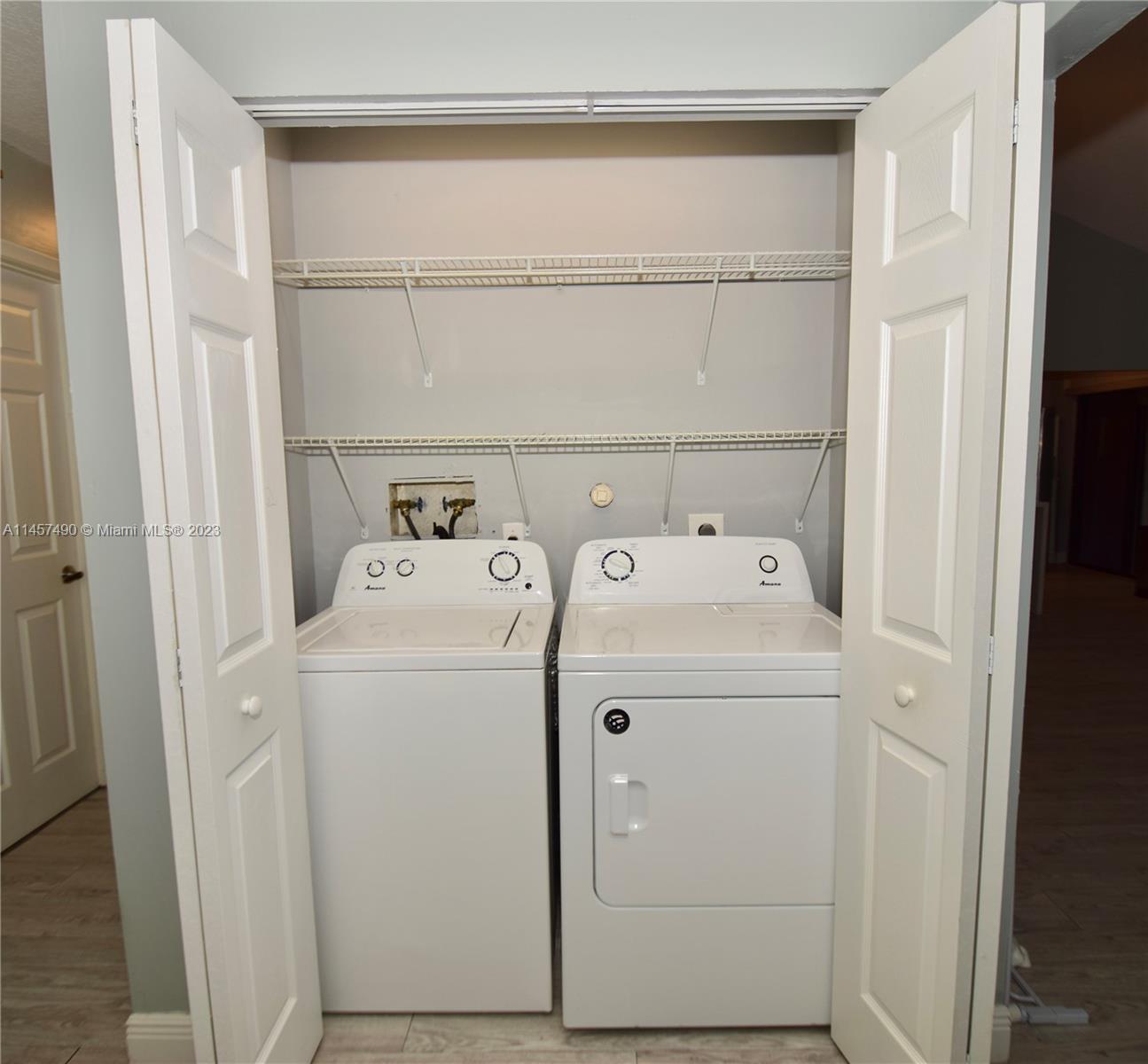 EVERGLADES SUGAR & LAND C - Residential Lease