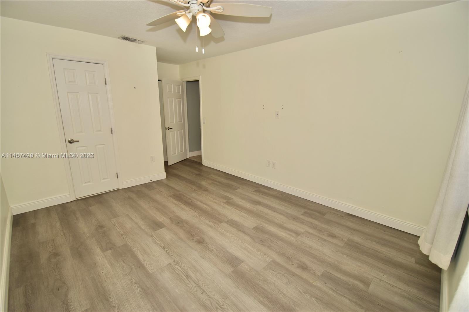 EVERGLADES SUGAR & LAND C - Residential Lease