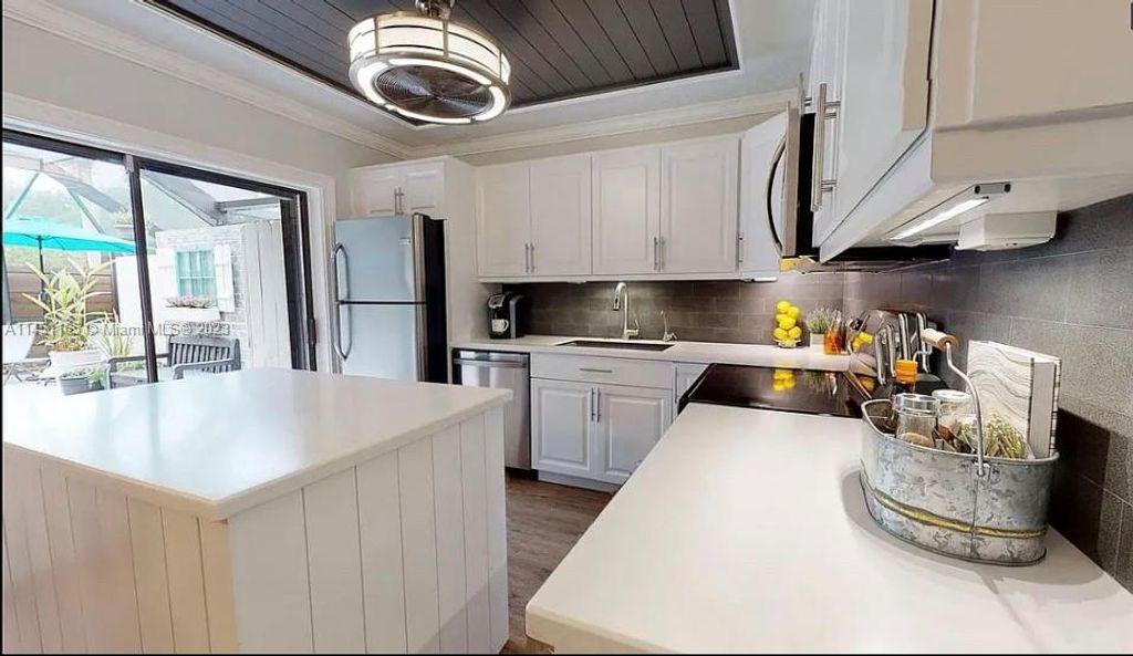 Photo of Palm Beach Gardens, FL 33418 (MLS # A11451165)