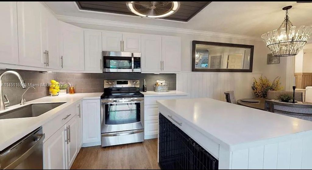 Photo of Palm Beach Gardens, FL 33418 (MLS # A11451165)