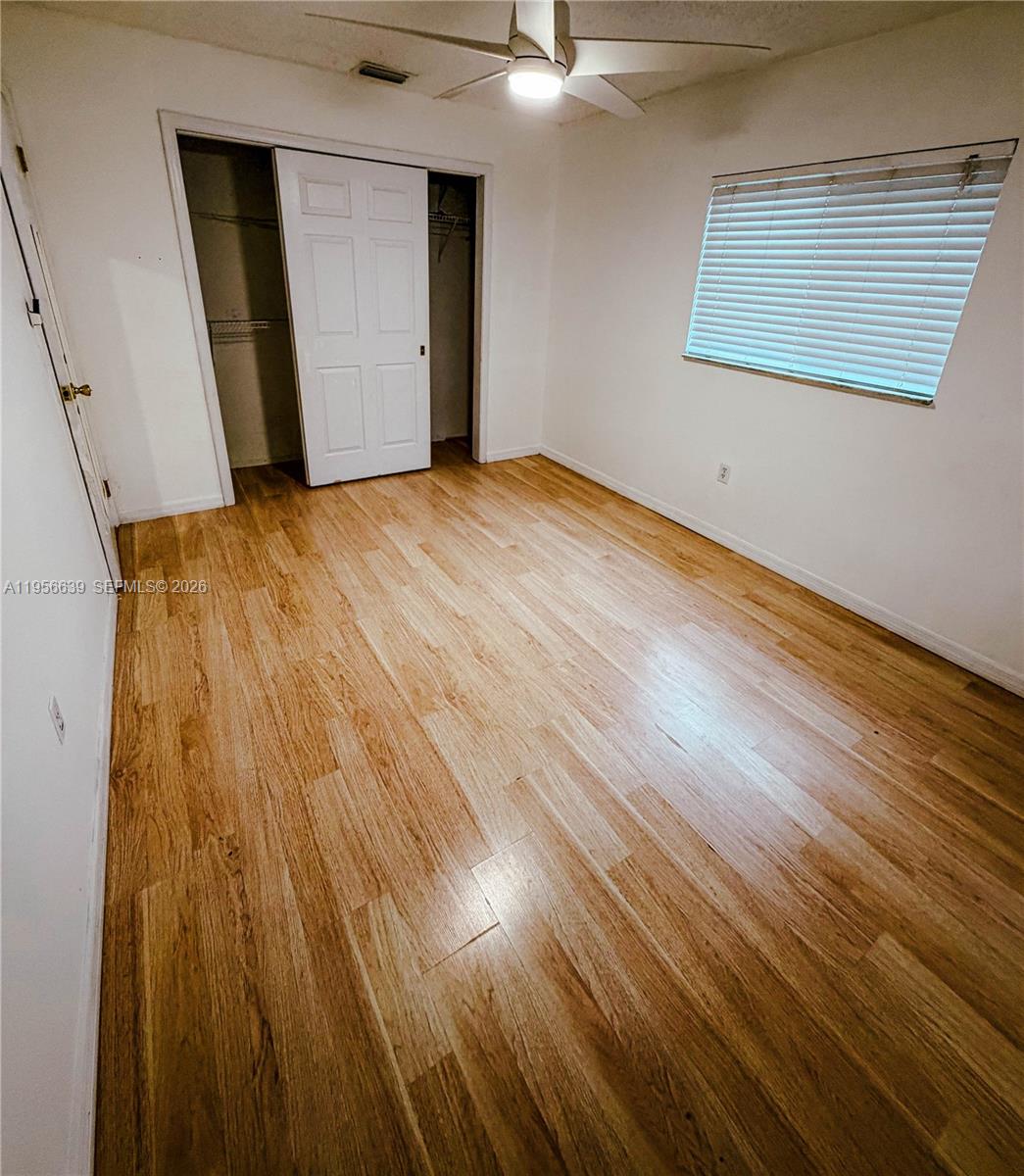 SUNRISE GOLF VILLAGE SEC - Residential Lease