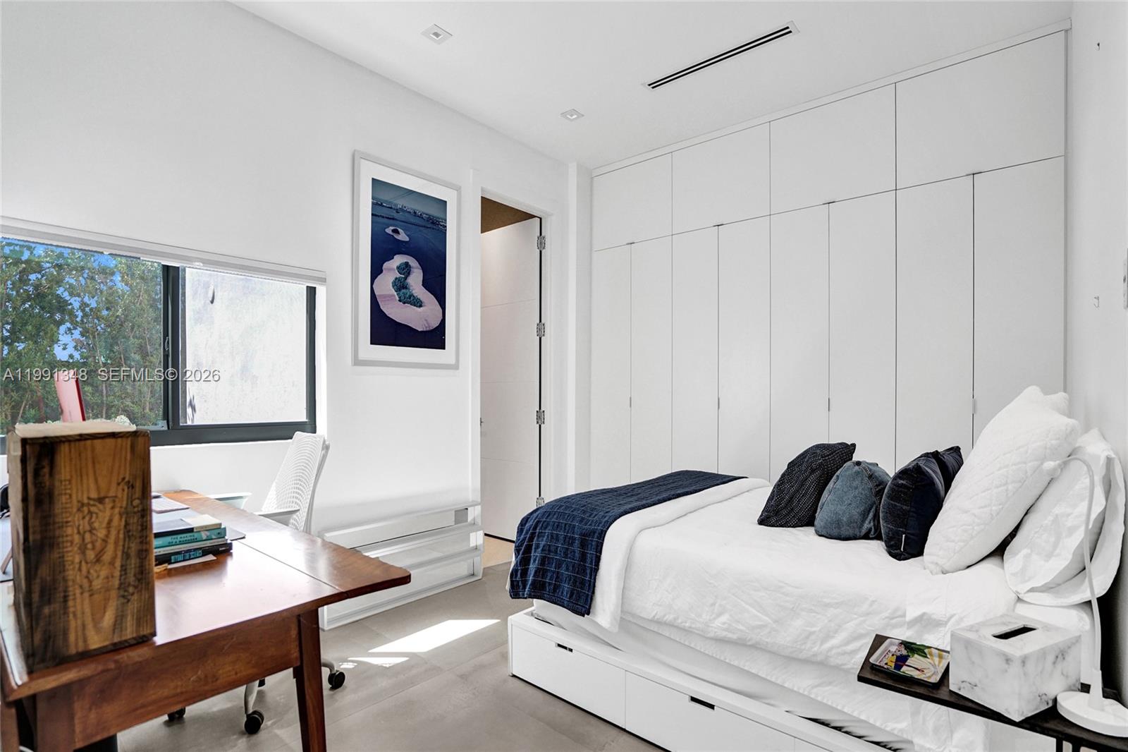 HIGHLAND WOODS SEC 2 - Residential