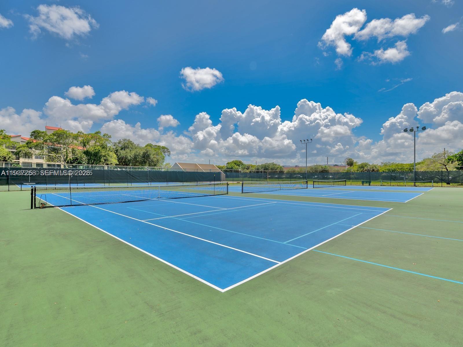 CYPRESS BEND CONDOMINIUM - Residential