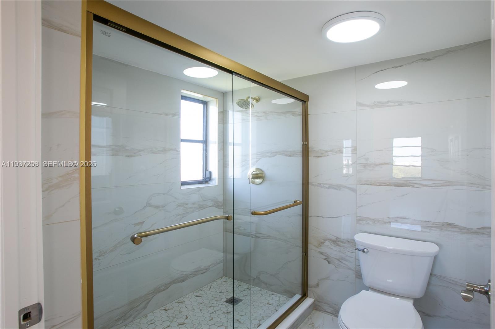 CYPRESS BEND CONDOMINIUM - Residential