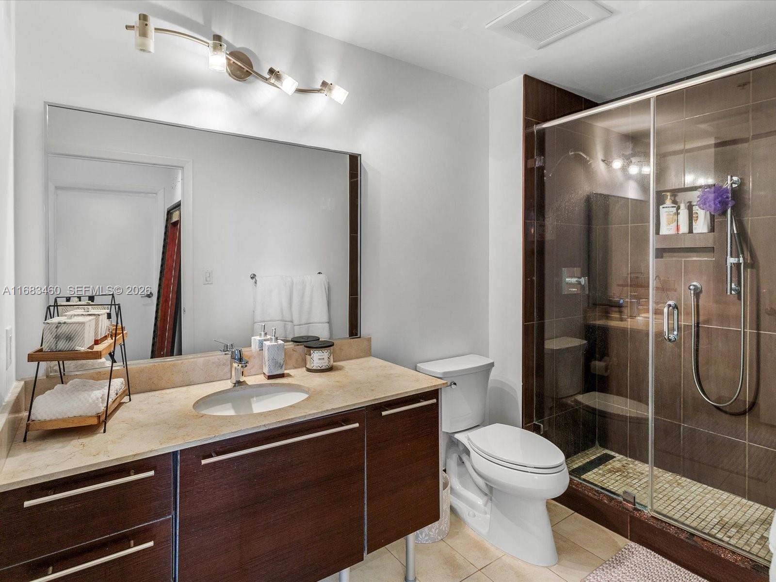 QUANTUM ON THE BAY CONDO - Residential