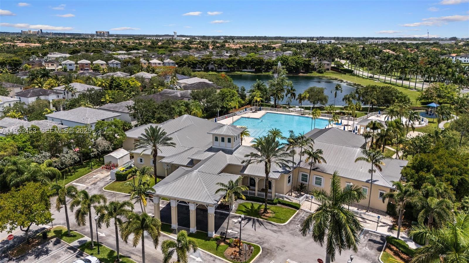 EMILIOS PLACE AT OASIS - Residential