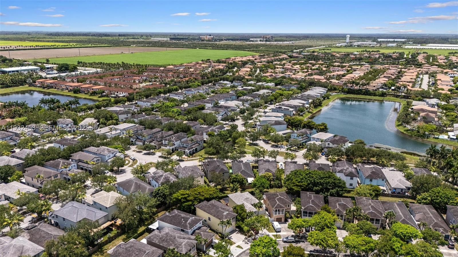 EMILIOS PLACE AT OASIS - Residential