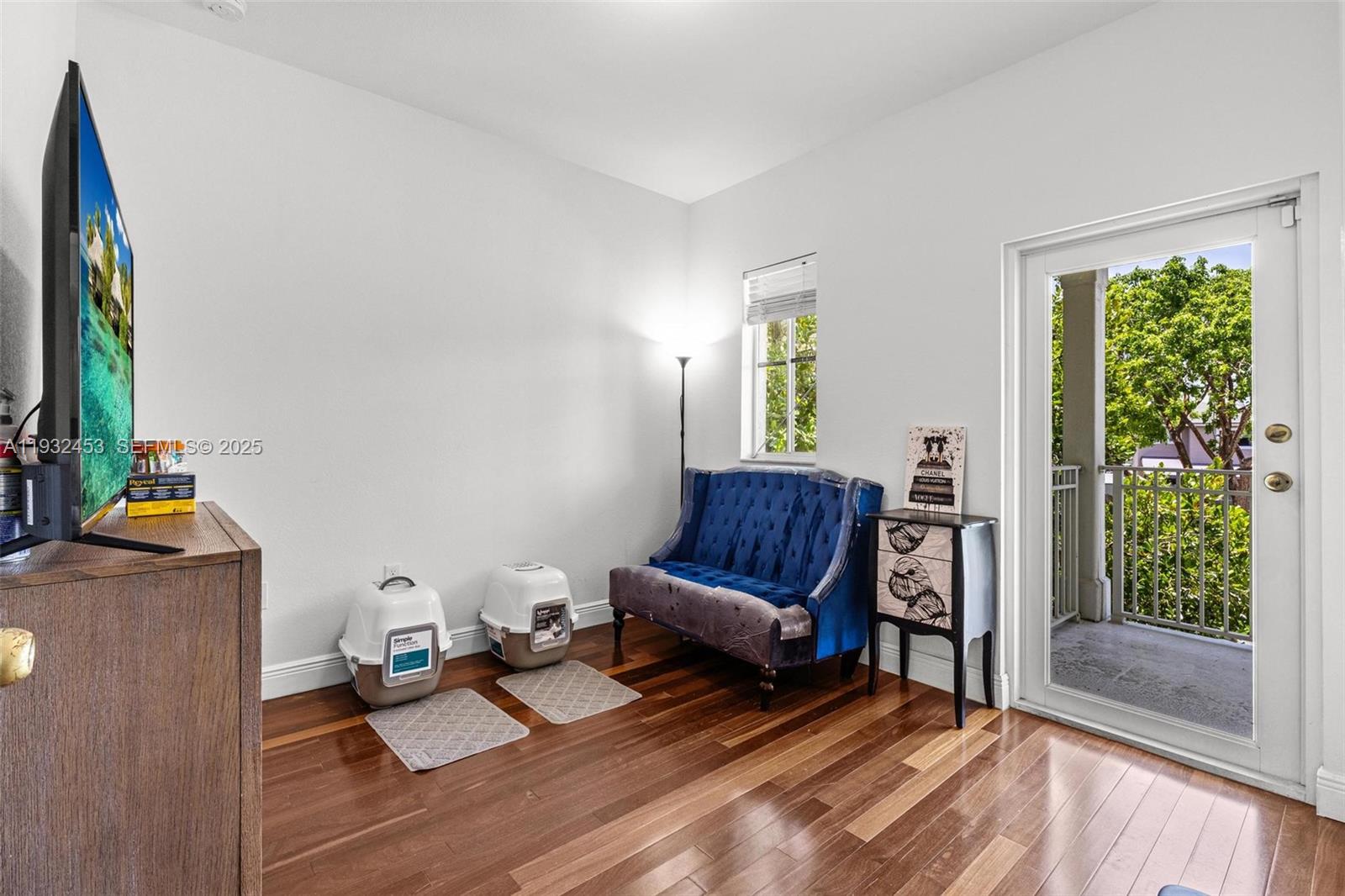 EMILIOS PLACE AT OASIS - Residential